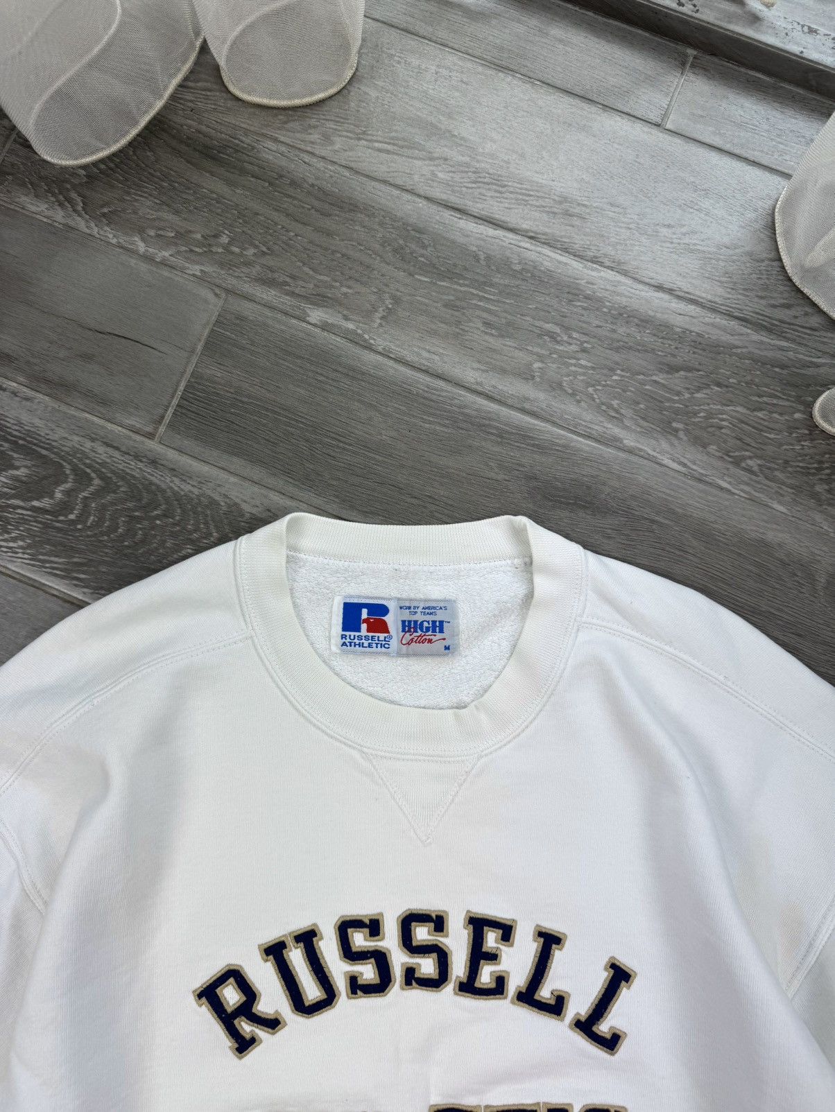 Other Vintage Russell Athletic Sweatshirt Big Centre Logo Crewneck Size US M / EU 48-50 / 2 - 5 Thumbnail