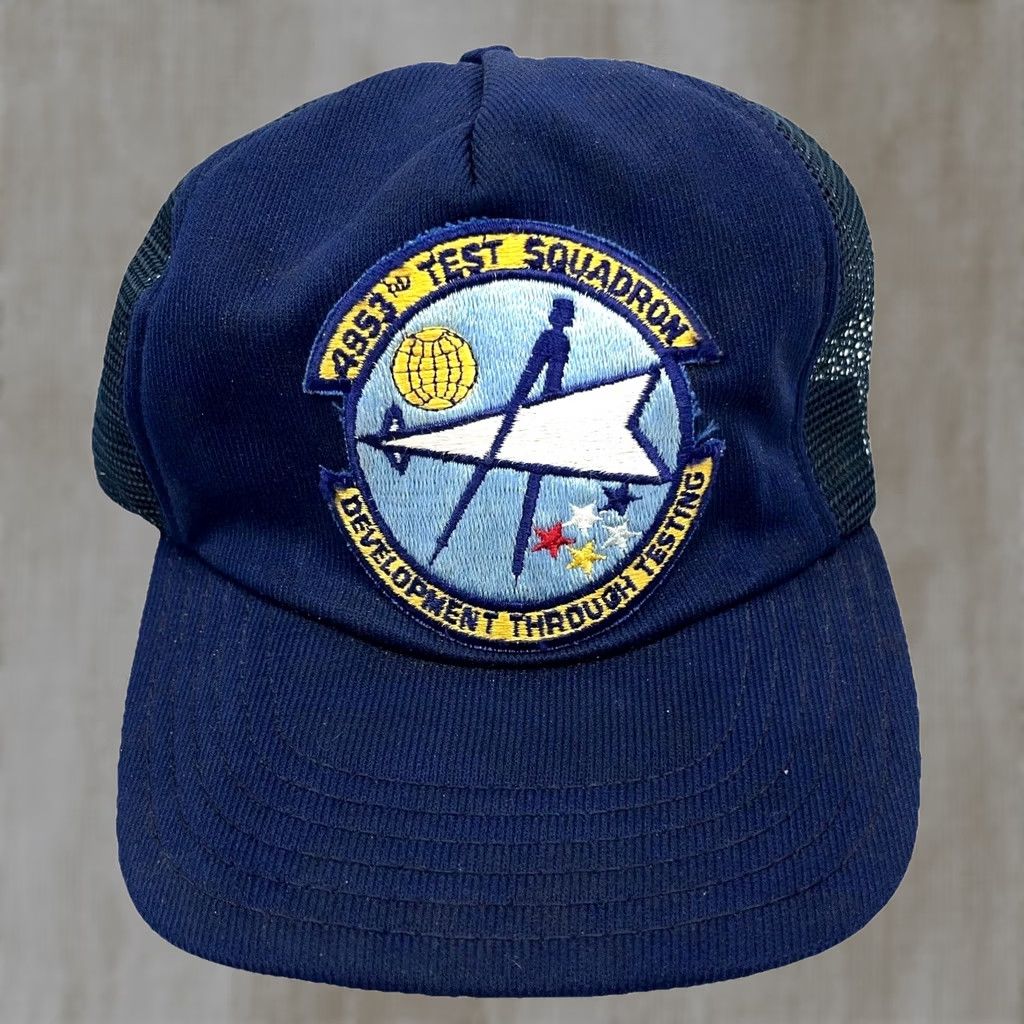 Vintage VINTAGE Trucker Hat Cap Size ONE SIZE - 1 Thumbnail