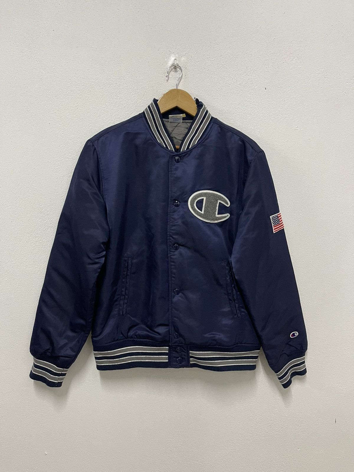 Champion Vintage Bomber jacket distress Champion usa flag patch Size US M / EU 48-50 / 2 - 1 Thumbnail