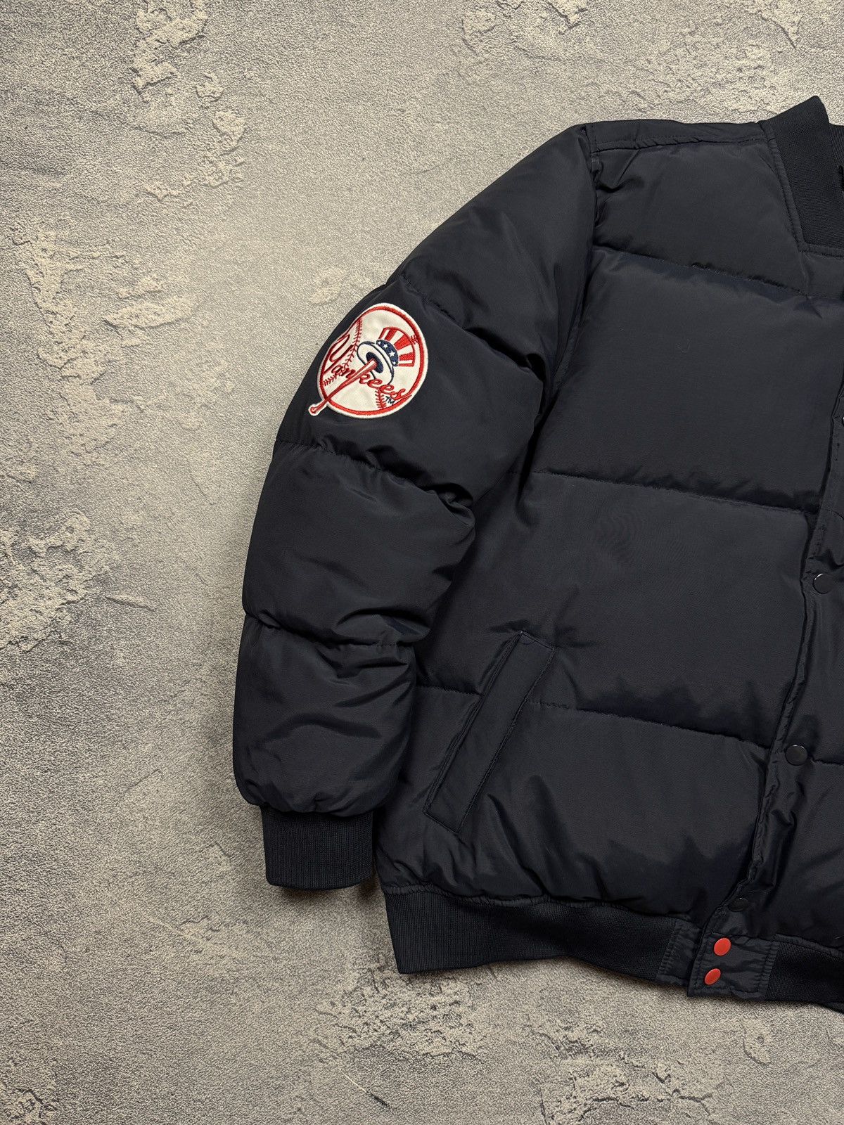 New York Yankees Vintage New York Yankees Puffer Jacket Size US XL / EU 56 / 4 - 3 Thumbnail