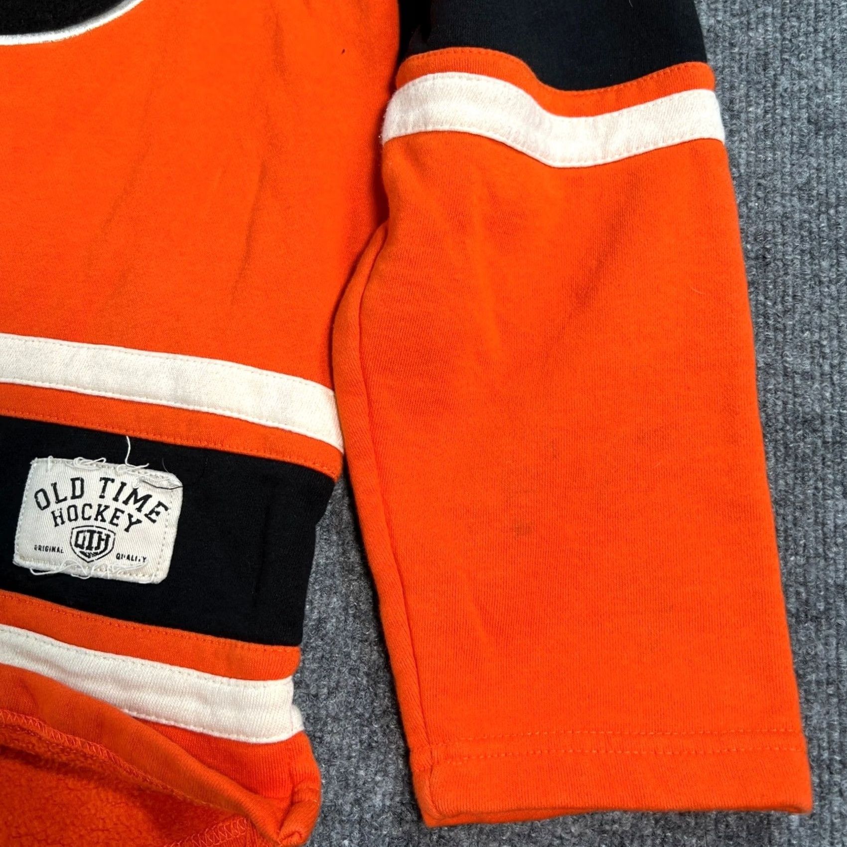 Vintage VINTAGE? No. (Oops) Size US S / EU 44-46 / 1 - 5 Thumbnail