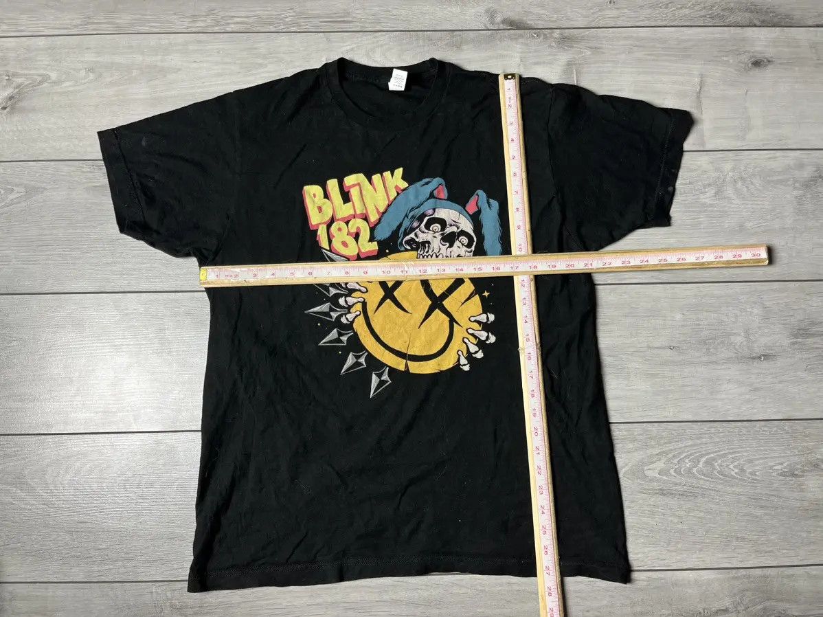 Band Tees Blink-182 T-shirt rock band tee size Large Size US L / EU 52-54 / 3 - 6 Thumbnail