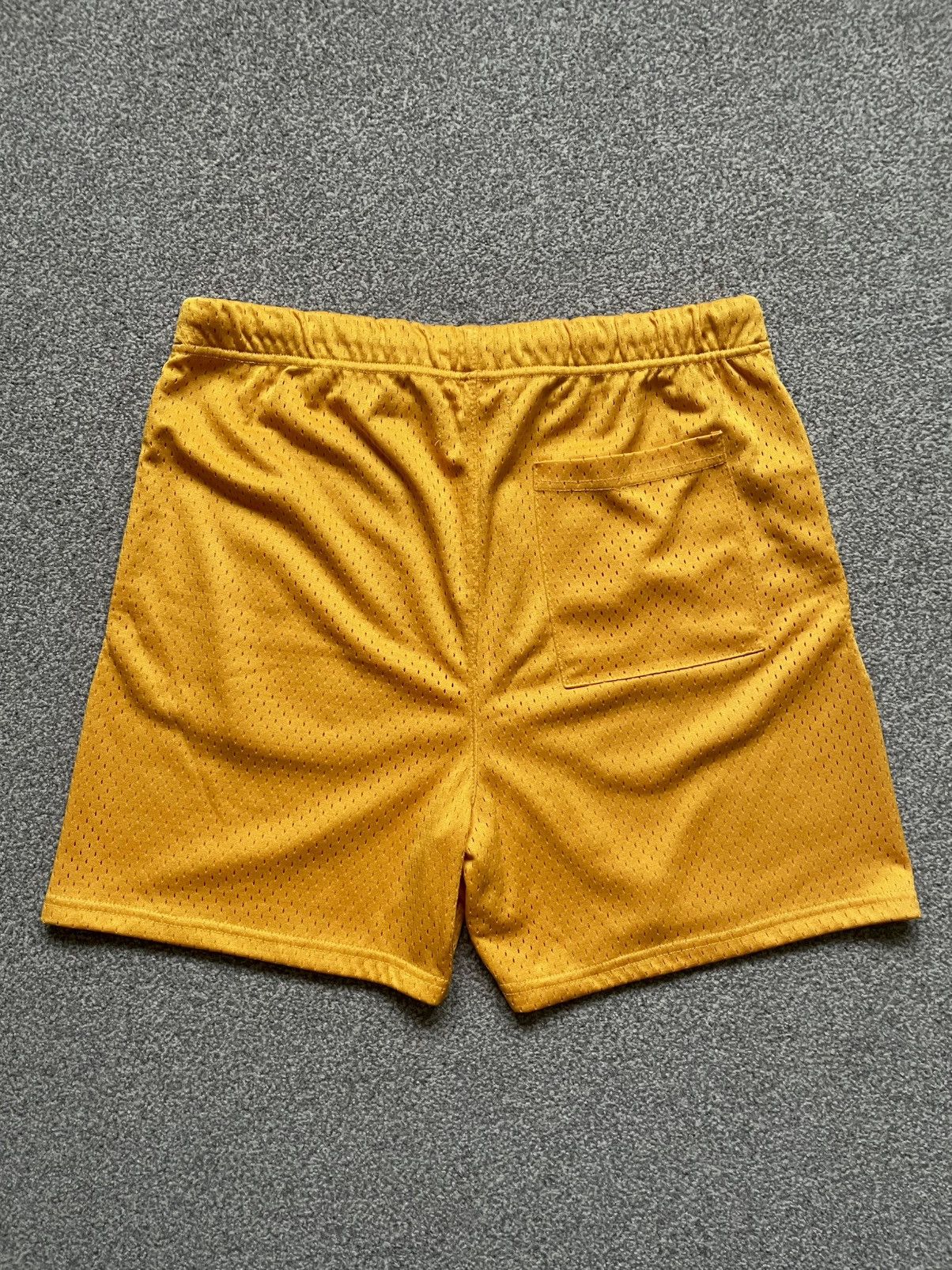 Fear of God FOG Essentials FW18 Mesh Shorts - Taxi Yellow Size US 34 / EU 50 - 2 Thumbnail