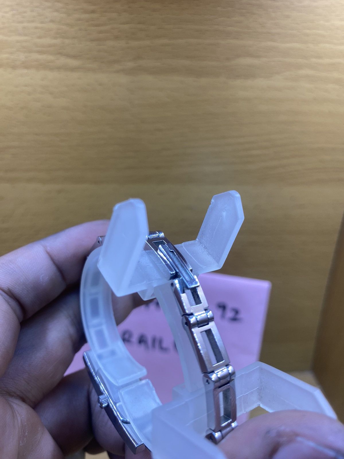 Gucci OFFER YOUR PRICE🔥 GUCCI womens watch Size ONE SIZE - 4 Thumbnail