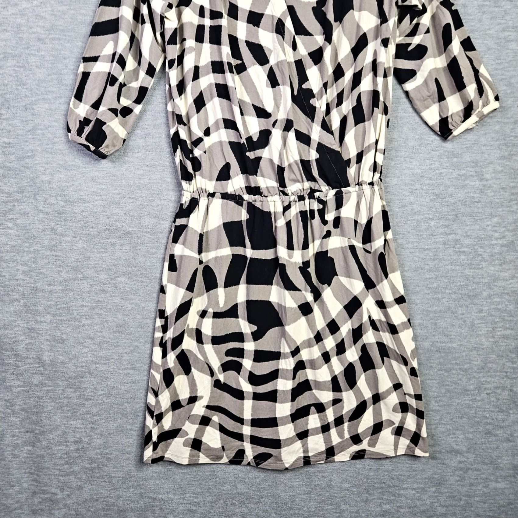 Tommy Bahama Tommy Bahama Dress Women’s S Black Beige Abstract Print 3/4 Sleeve Wrapped A-Line Vintage No Size S / US 4 / IT 40 - 3 Thumbnail