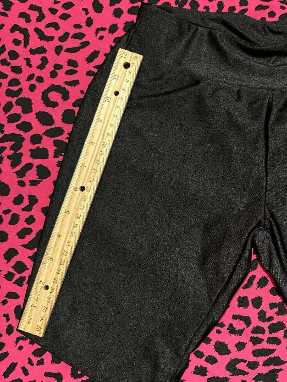 Aran Isles Knitwear Ara Sports Black Shorts Women’s Small Size 28" / US 6 / IT 42 - 3 Thumbnail