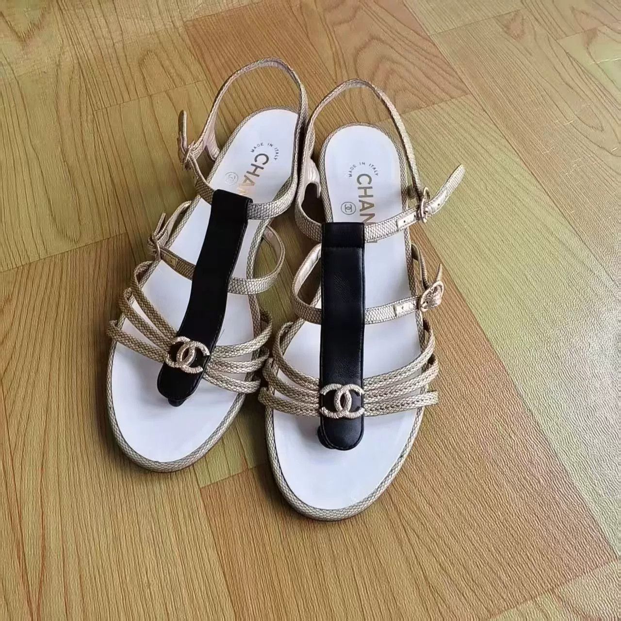 Chanel Chanel Leather Color Block Double C Sandals Size US 7.5 / IT 37.5 - 1 Thumbnail