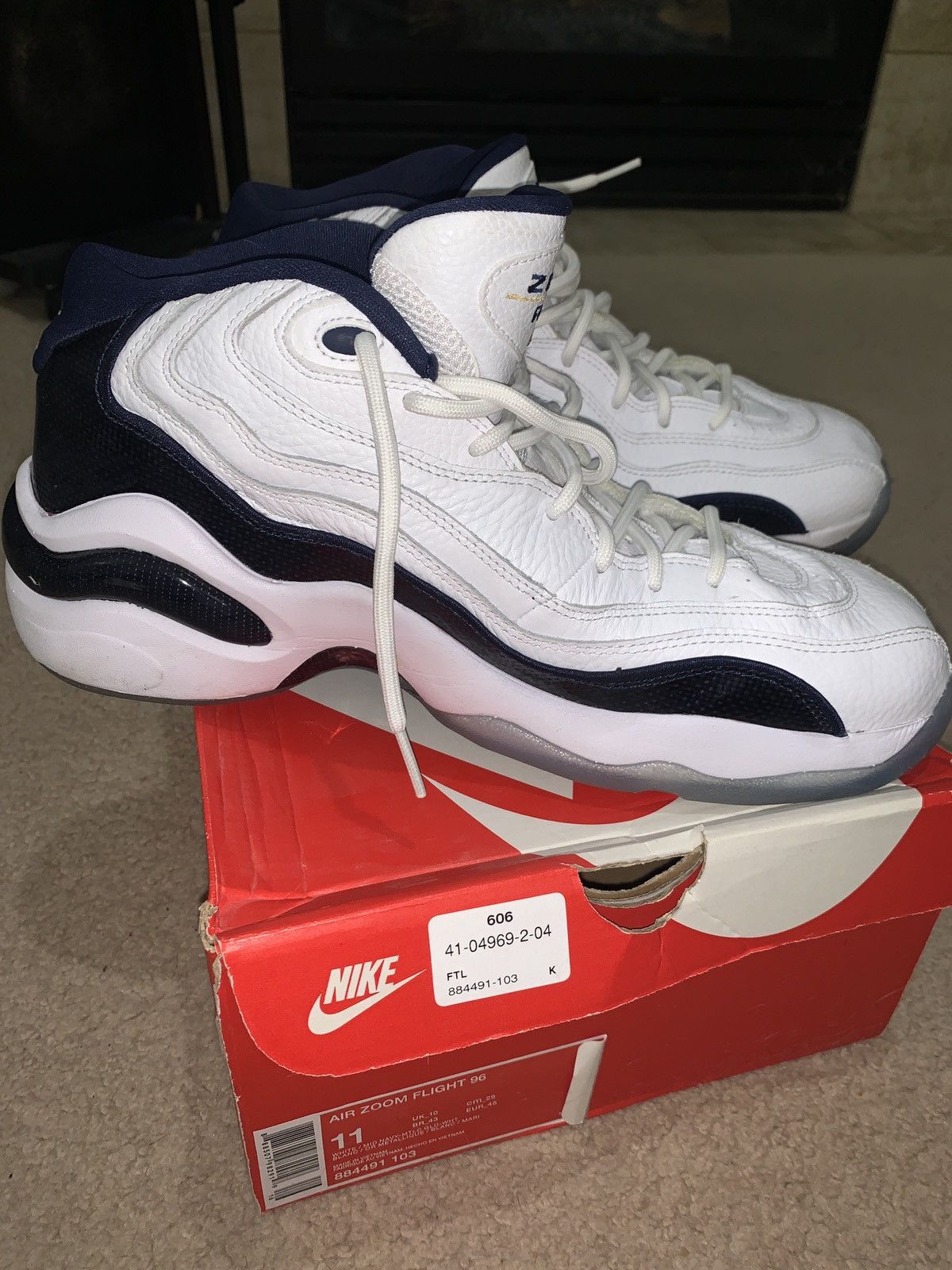 Nike Air Zoom Flight 96 Olympic Penny Hardaway Size US 11 / EU 44 - 8 Thumbnail