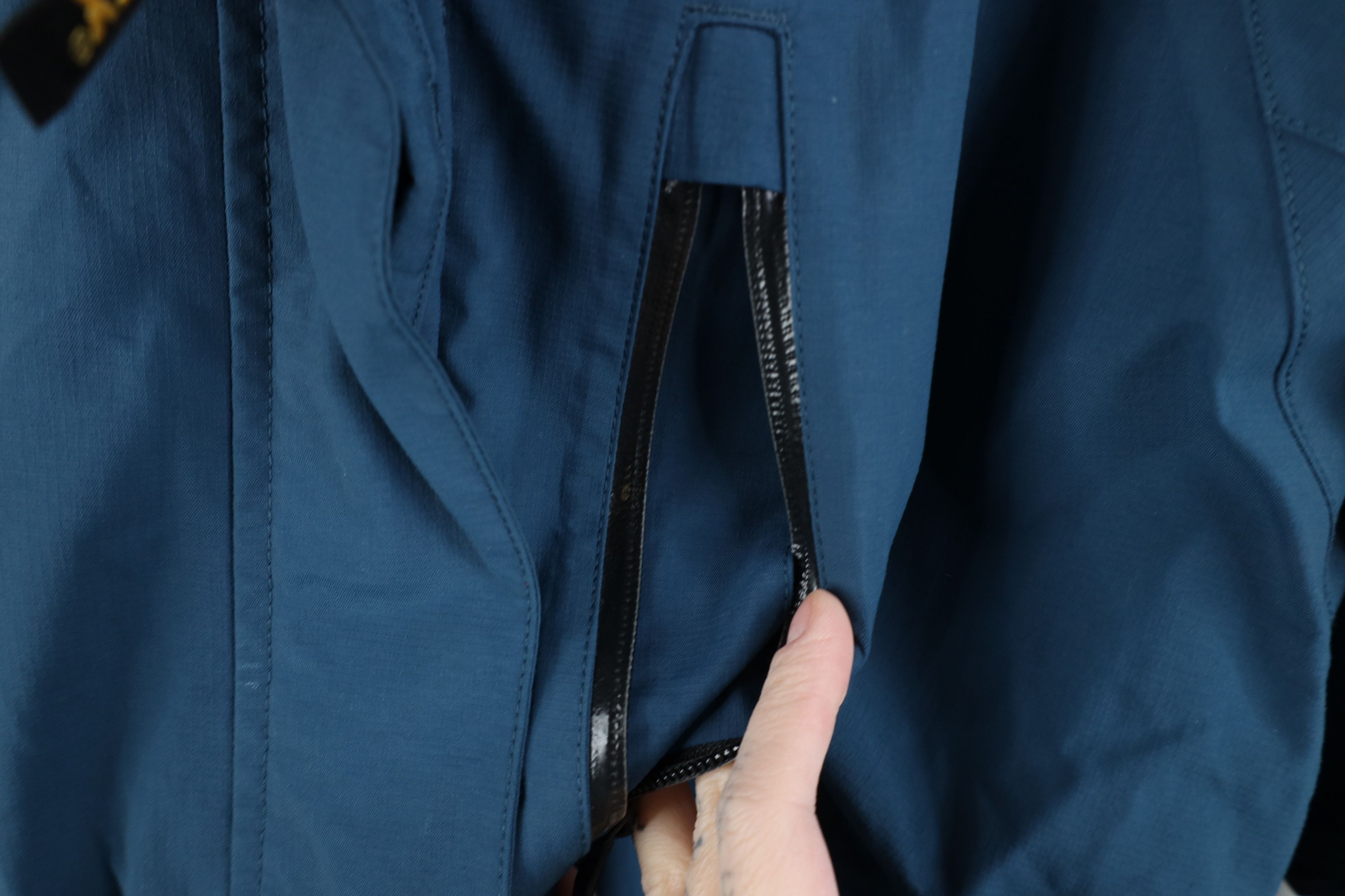 Cabelas Vintage 90s Cabelas Goretex Hooded Rain Jacket Blue Size M / US 6-8 / IT 42-44 - 7 Thumbnail