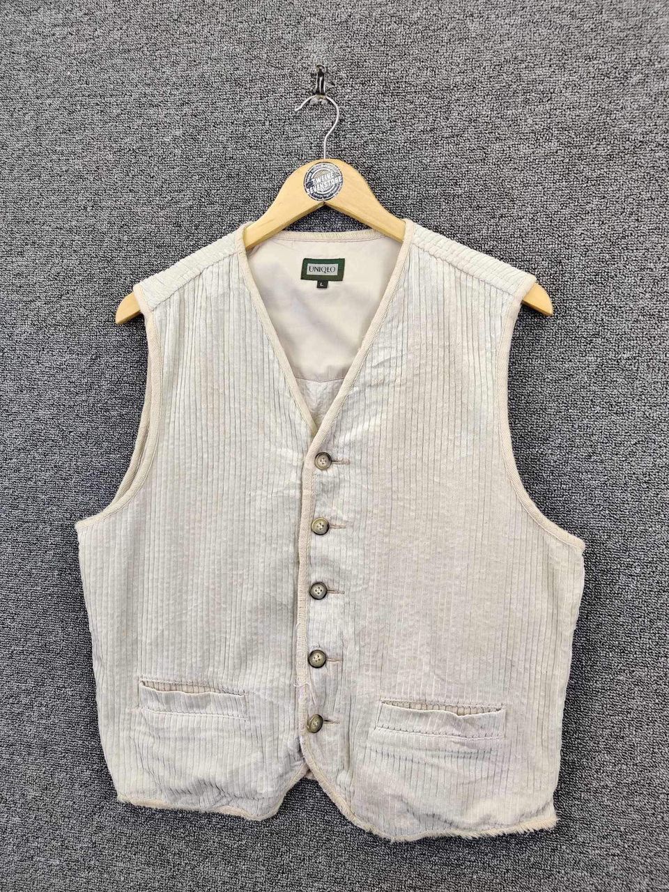 Uniqlo Vintage 90s Uniqlo Corduroy Button Ups Vest Size US L / EU 52-54 / 3 - 2 Thumbnail
