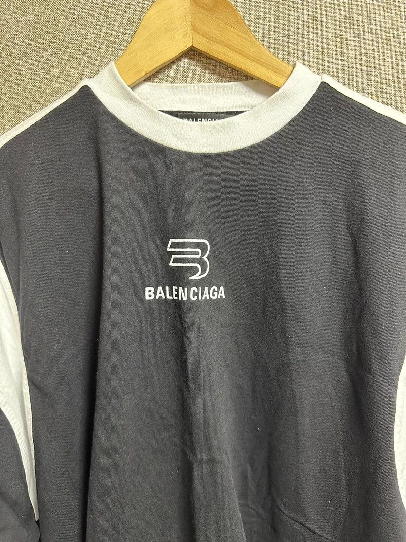 Balenciaga Balenciaga Embroidered Patchwork Short Sleeve T-Shirt Size US S / EU 44-46 / 1 - 2 Thumbnail