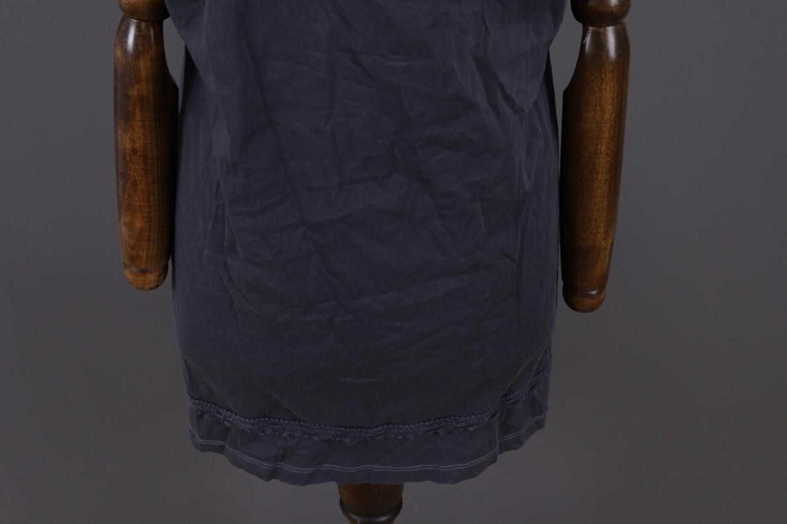 Designer Deerberg by Oska Gray Embroidered Relaxed Knee Dress Size L Size L / US 10 / IT 46 - 10 Thumbnail