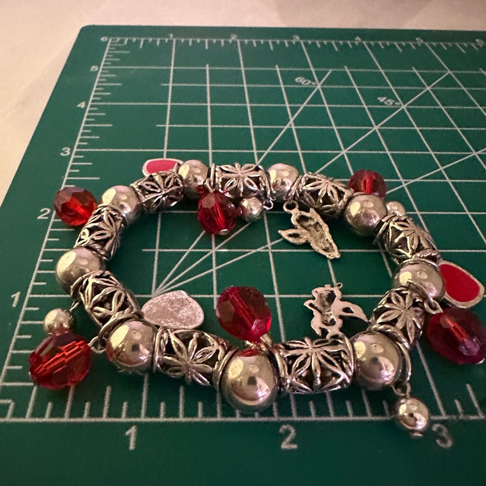 Vintage VTG Silver Art Deco Angels Red Hearts Charm Bracelet Stretch Size ONE SIZE - 7 Thumbnail