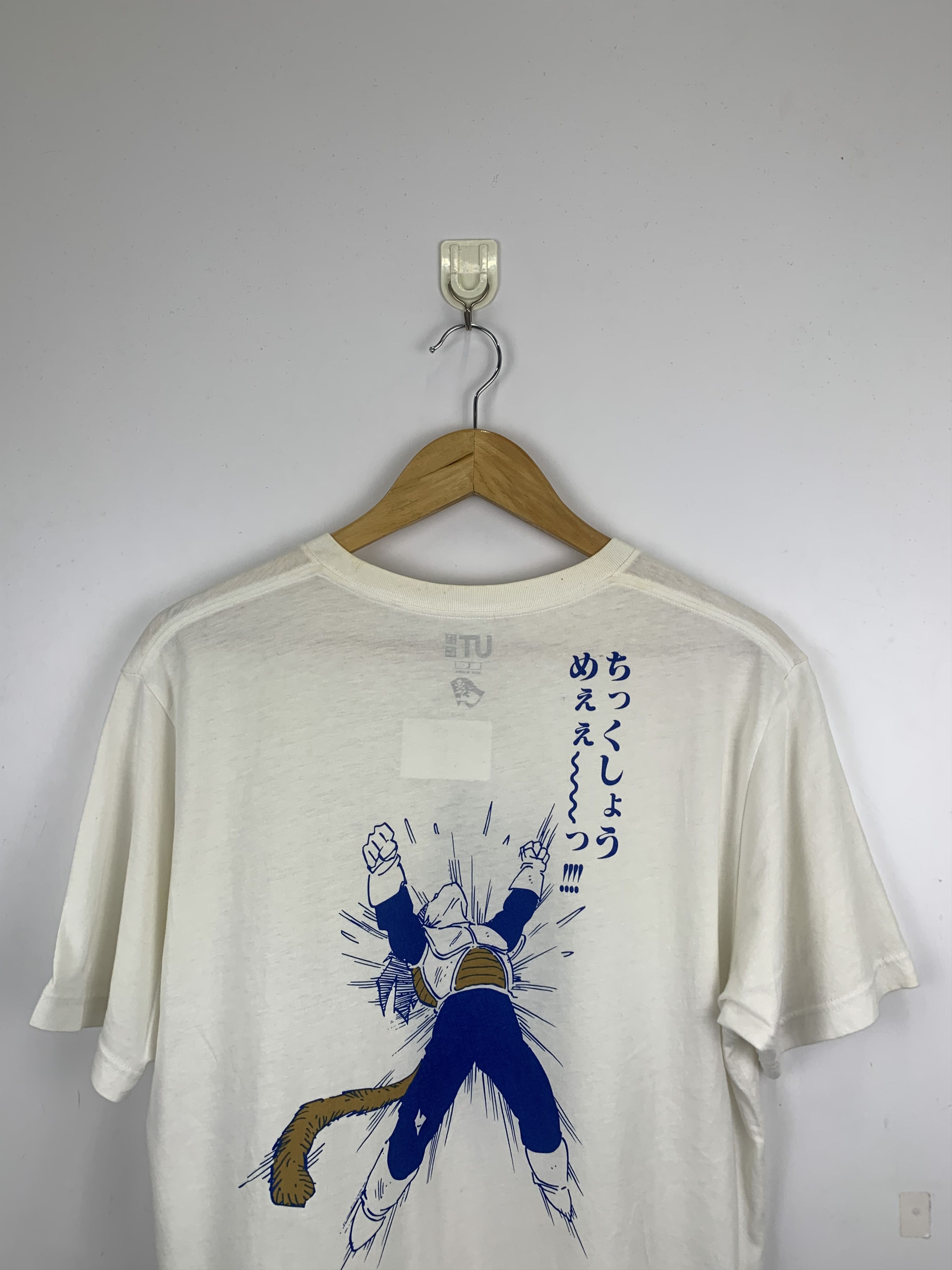 Uniqlo Uniqlo Dragonball Super Saiyan Tee TA0085 Size US L / EU 52-54 / 3 - 4 Thumbnail