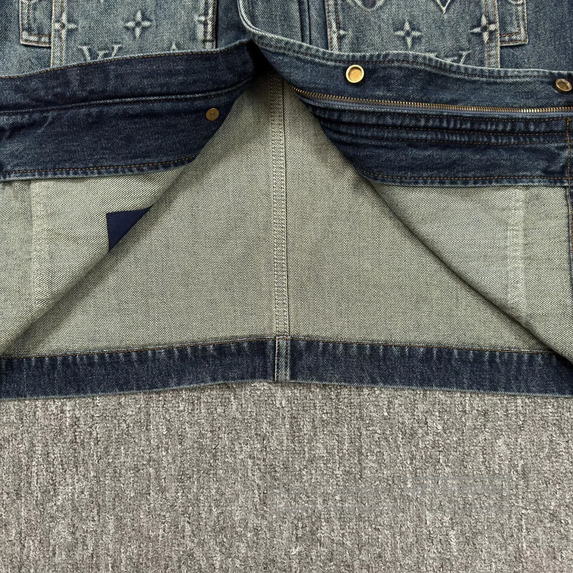 Louis Vuitton LV Blue Denim Jacket with Logos. Size US M / EU 48-50 / 2 - 7 Thumbnail