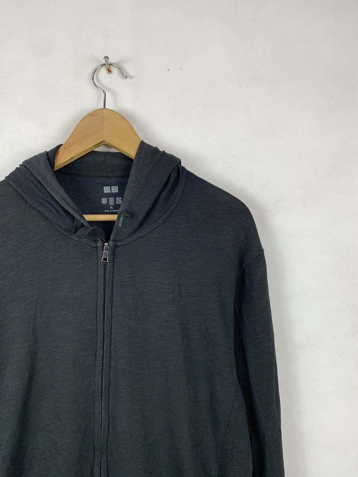 Japanese Brand Steals! Uniqlo Airism Full Black Hoodie Sweater Size US L / EU 52-54 / 3 - 2 Thumbnail