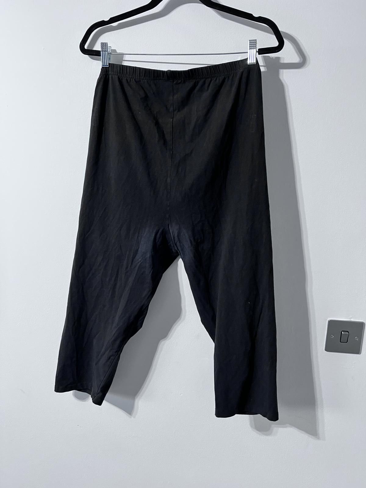 Other Yours Clothing Black Cropped Trousers – Size 26 Size 42" / US 20 - 5 Thumbnail