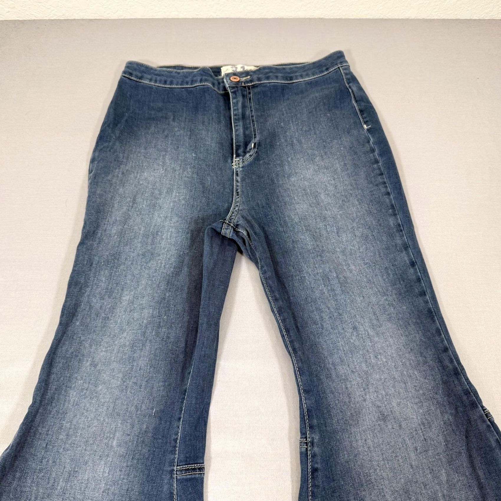 Free People Free People Jeans Womens 31 Blue Bell Bottom Super Flare Stretch Denim Pants Size 24" / US 00 / IT 34 - 2 Thumbnail