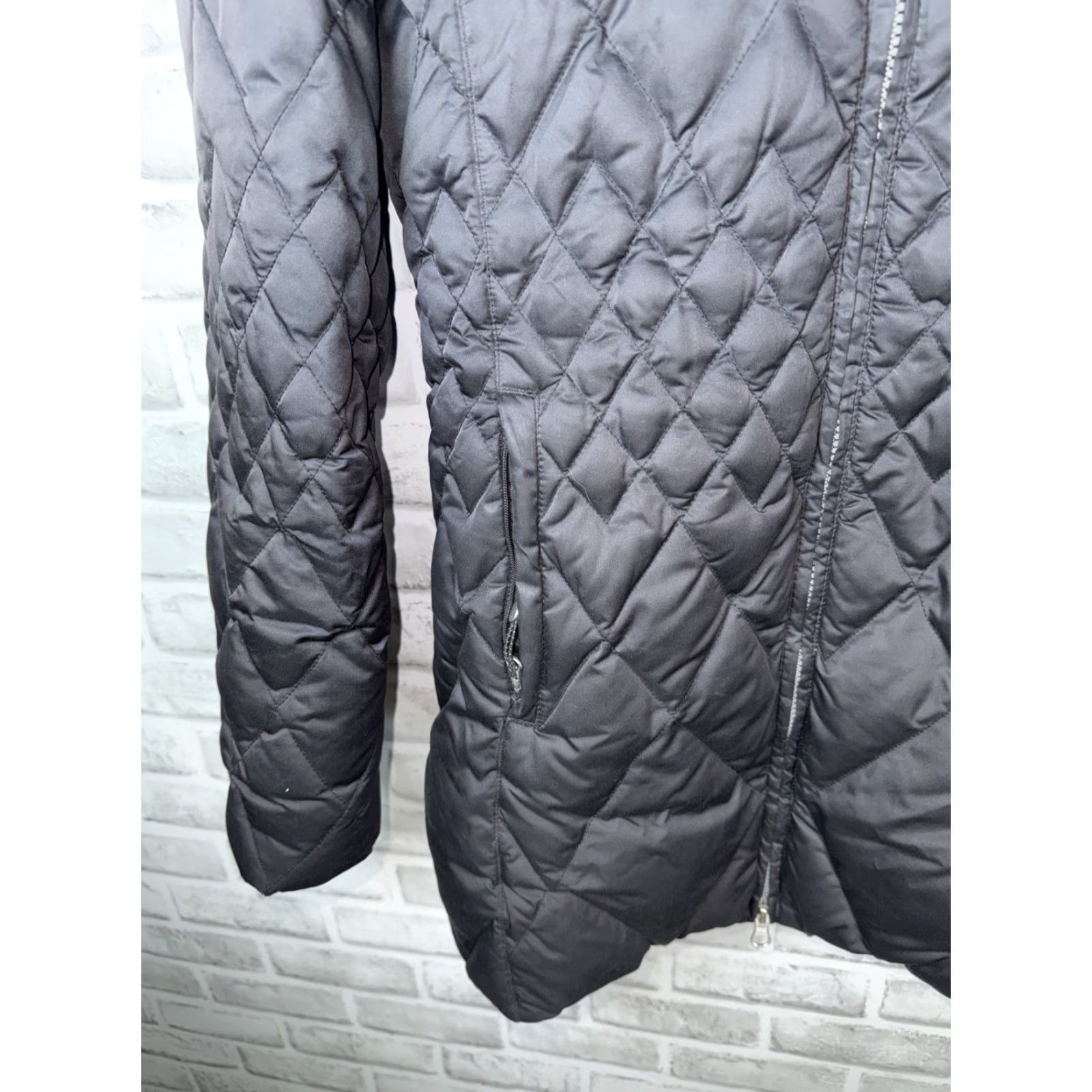 Eddie Bauer VINTAGE Eddie Bauer Black Quilted Parka Womens S 650 Down Jacket Women's Regular Size Small Parka Quilted 650 Down Black Womens Size S / US 4 / IT 40 - 4 Thumbnail