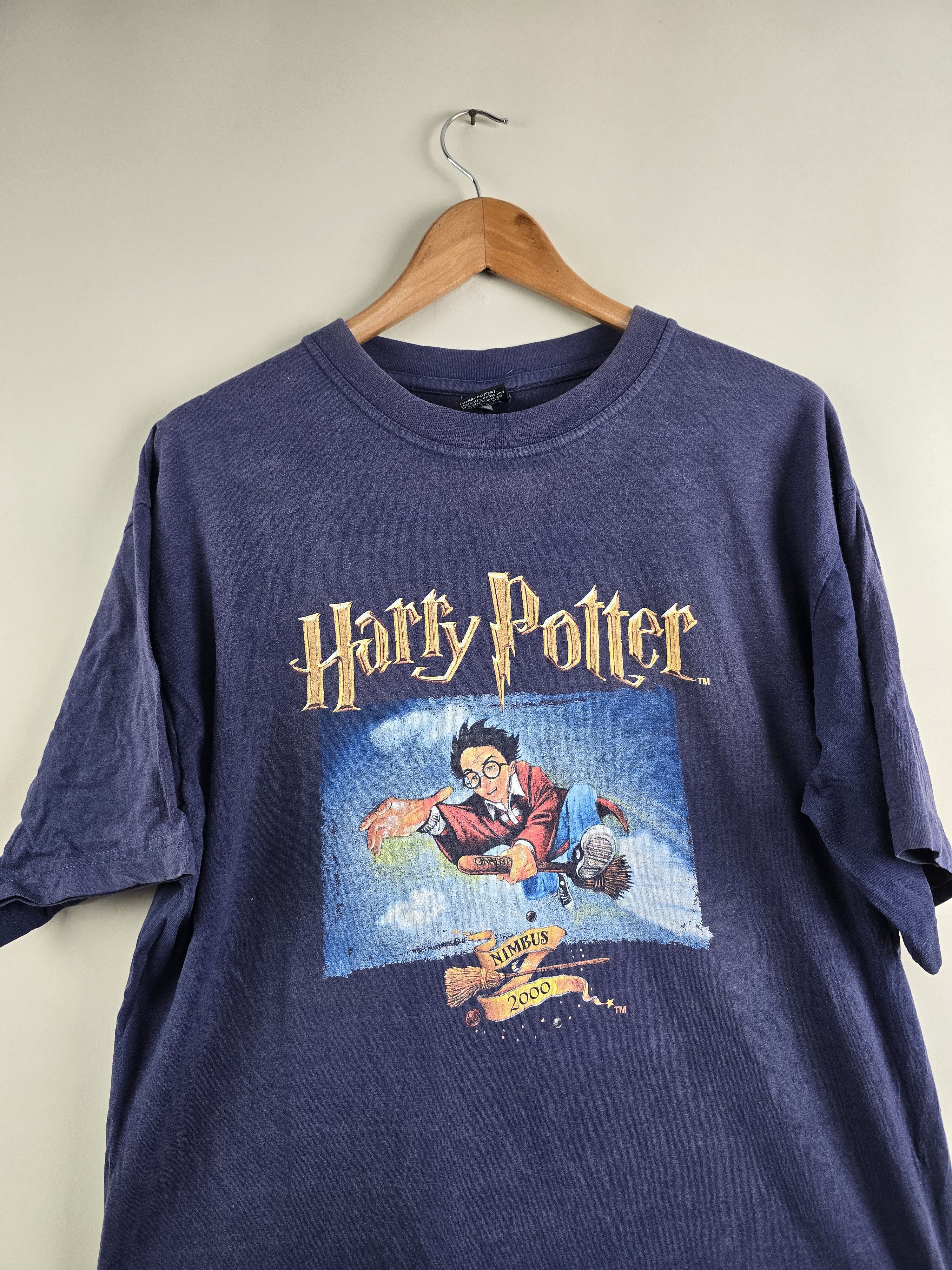 Vintage × Warner Bros 2001 Harry Potter Nimbus 2000 Movie promo L 22" 29" Size US L / EU 52-54 / 3 - 2 Thumbnail