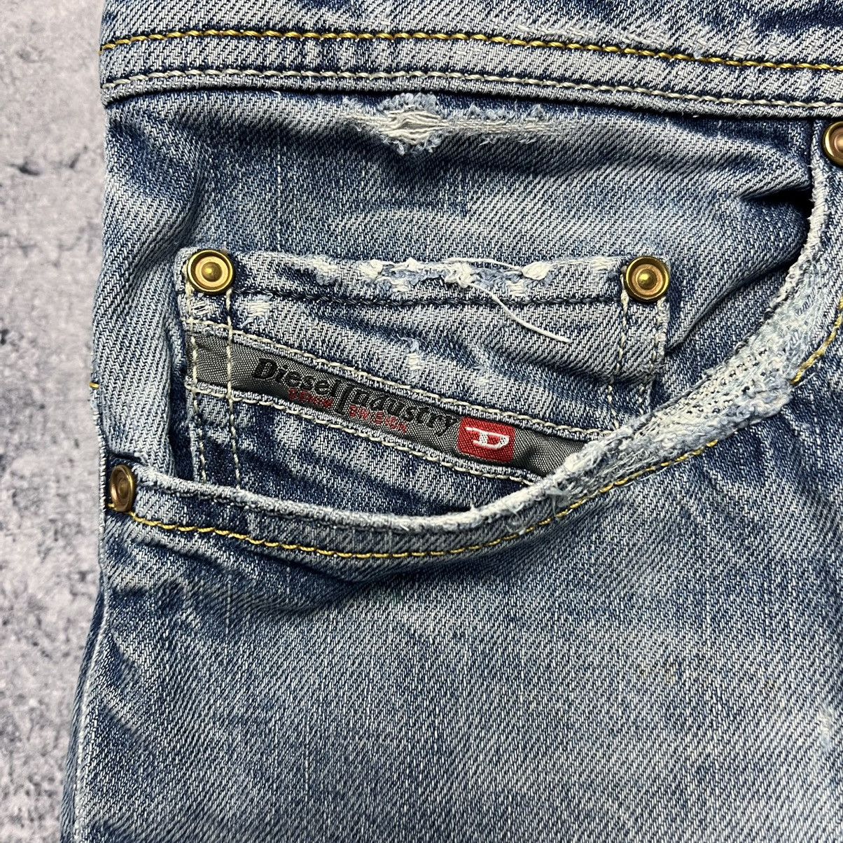 Diesel × Vintage Vintage Diesel Distressed Denim Jeans Safado Y2K Avant-Garde Size US 32 / EU 48 - 7 Thumbnail