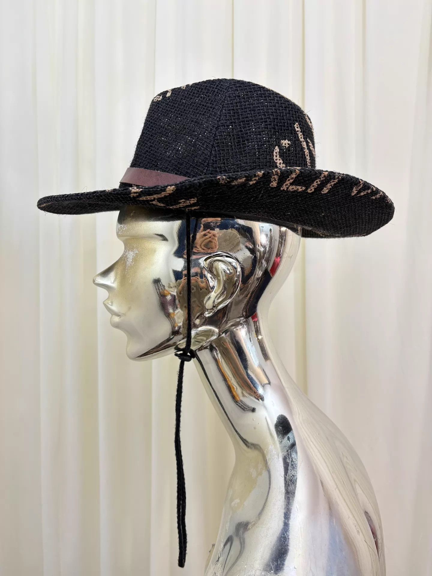 Other d.i.a gal Letter Print Fur Trim Woven Top Hat Size ONE SIZE - 2 Thumbnail
