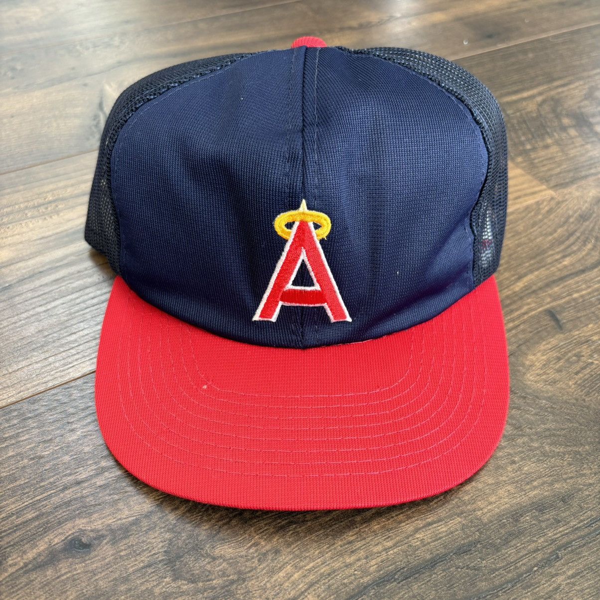 MLB × Sports Specialties × Vintage Angles Vintage Sports Specialties Trucker mesh back Size ONE SIZE - 1 Thumbnail