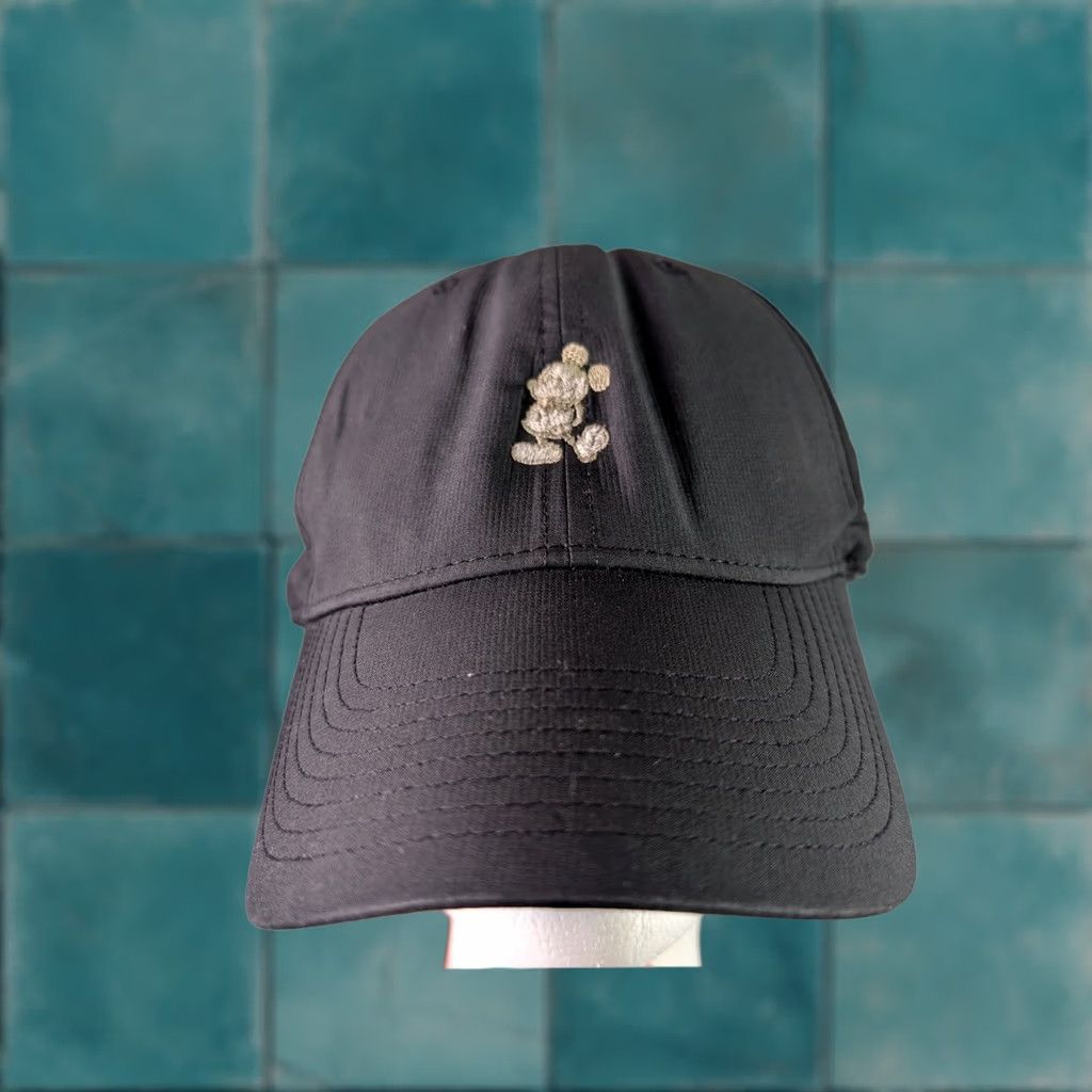 Nike Nike Disney Parks Mickey Mouse Legacy91 Dri-FIT Hat Black 892652-010 Adjustable Unisex Adults One Size Swoosh Mickey Hard to reproduce Size ONE SIZE - 1 Thumbnail