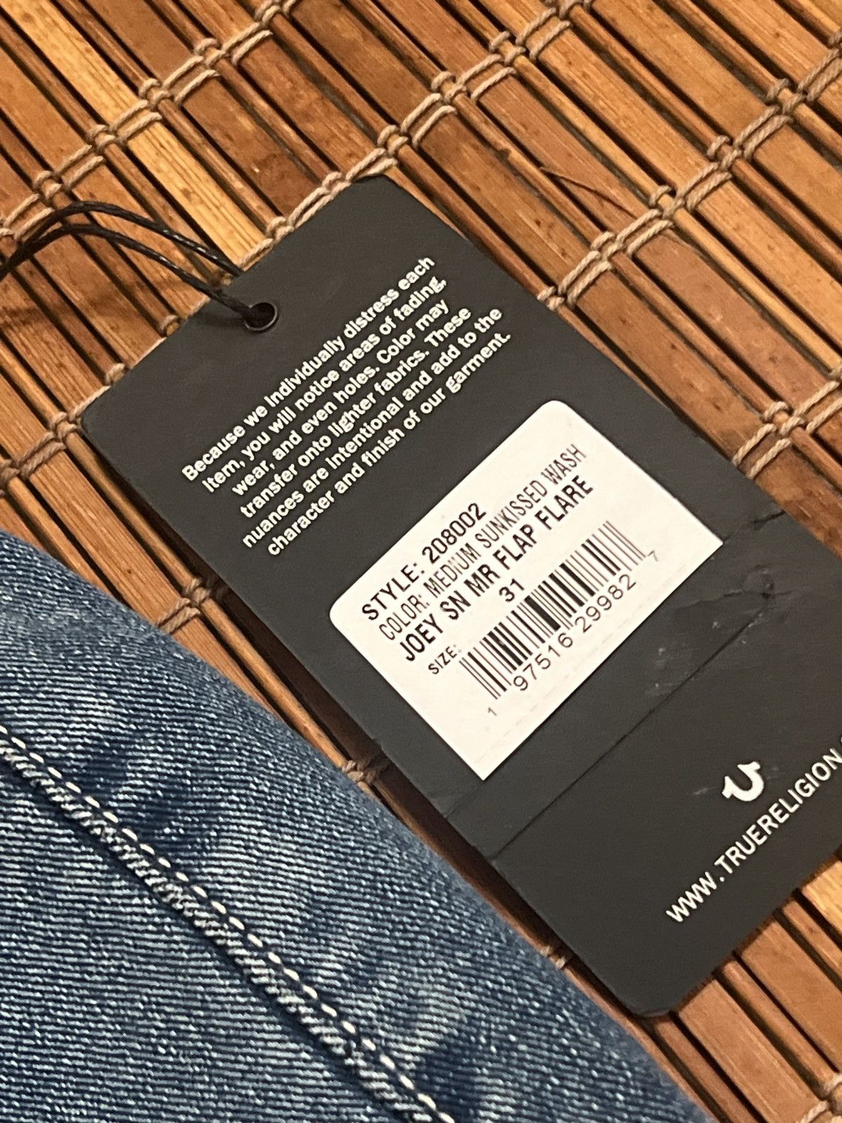 True Religion True Religion joey mid rise flap flare medium sunkissed wash Size 31" - 10 Thumbnail