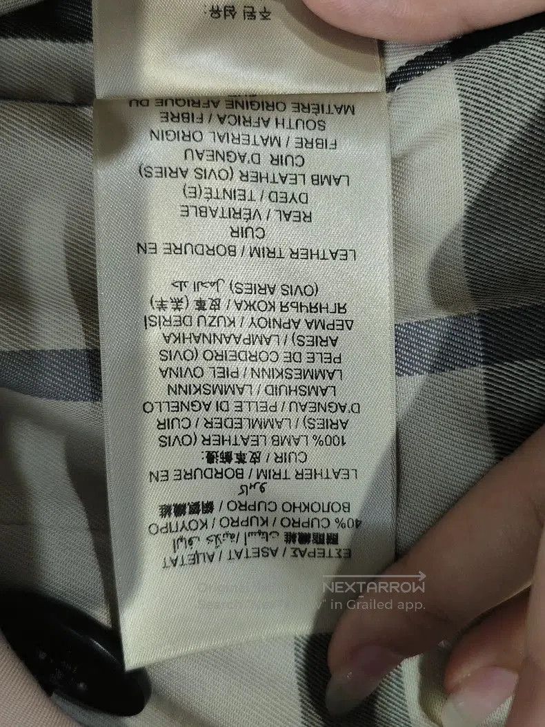 Burberry Burberry Women's Beige Trench Coat. Size US M / EU 48-50 / 2 - 5 Thumbnail