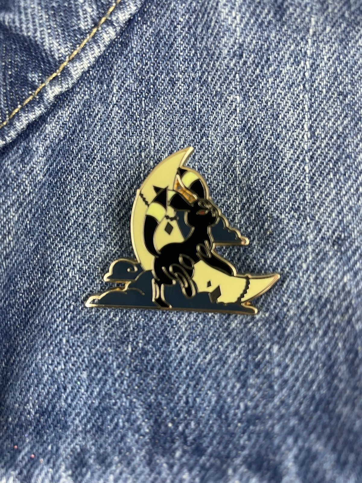 Other Umbreon Enamel Pin Size ONE SIZE - 1 Thumbnail