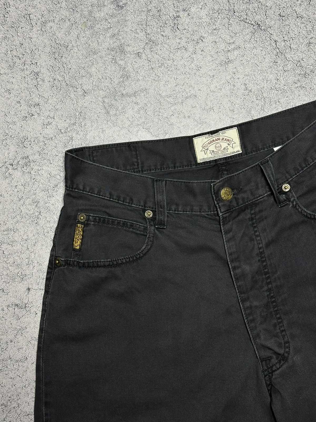 Giorgio Armani Vintage Armani Jeans Metal Logo Shorts Size US 31 - 8 Thumbnail