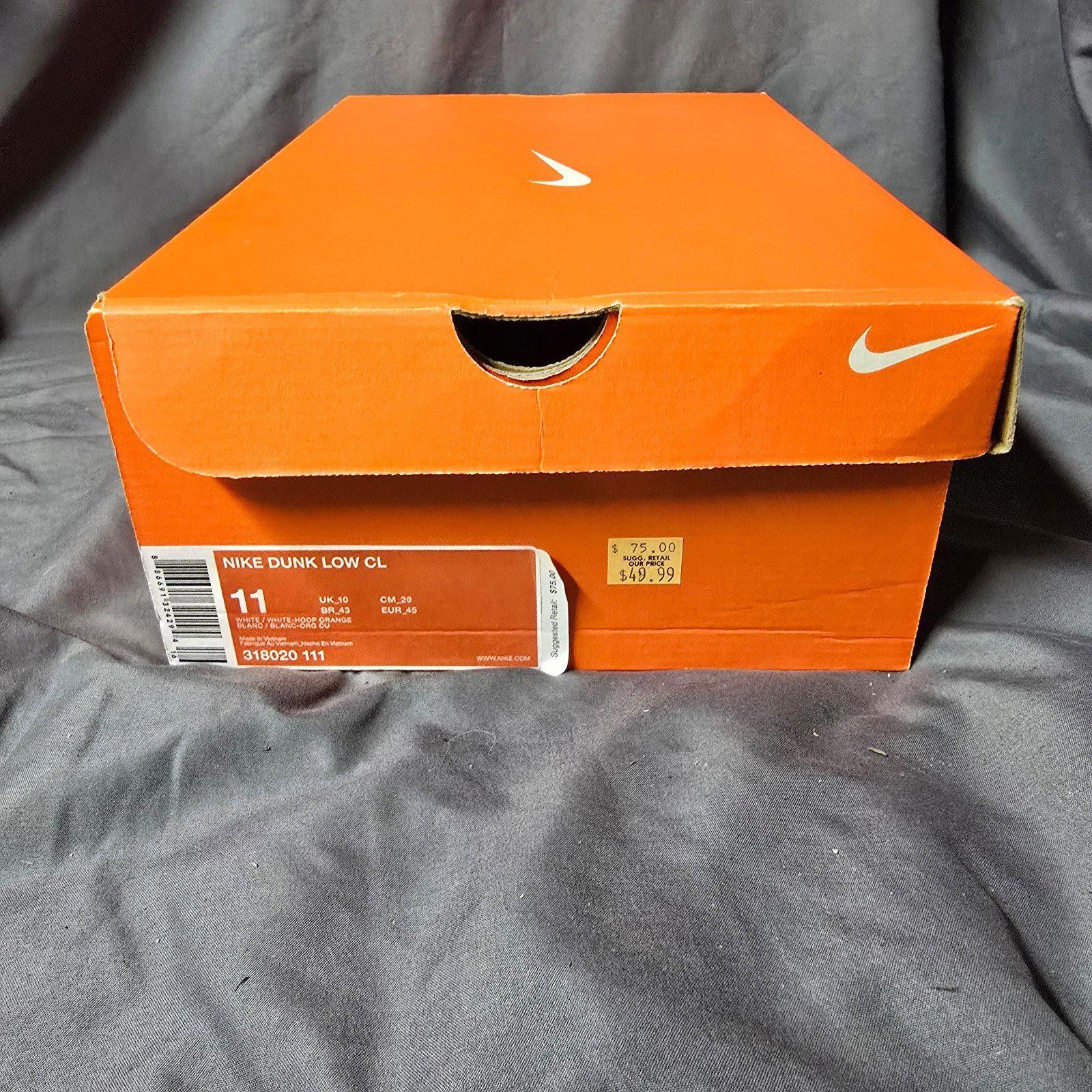 Nike Nike Dunk Low Cl Sz 11 White Orange 318020 111 2007 W Box Size US 11 / EU 44 - 8 Thumbnail