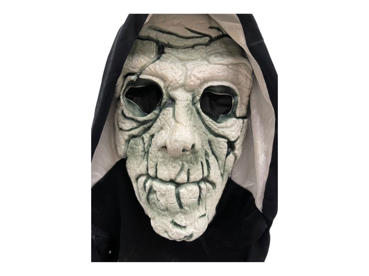 Vintage Nun Scary Latex Mask Size ONE SIZE - 5 Thumbnail