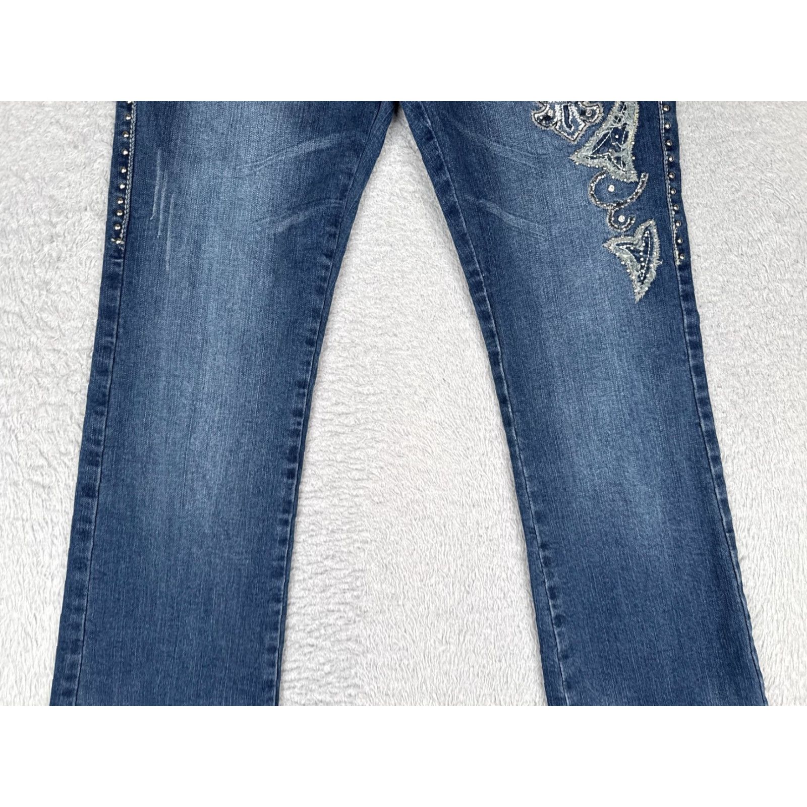 Vintage Trinity Ranch Jeans Bootcut Junior 5 Blue Mid Rise Embroidered Rhinestone Studded Embellished 29x34 Casual Western Cowboy Womens Size 27" / US 4 / IT 40 - 3 Thumbnail