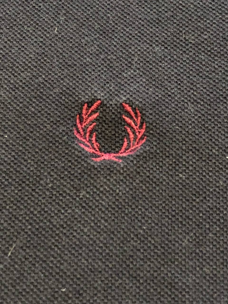Fred Perry Vintage Streetwear T-Shirt Fred Perry polos black logo Size US L / EU 52-54 / 3 - 5 Thumbnail
