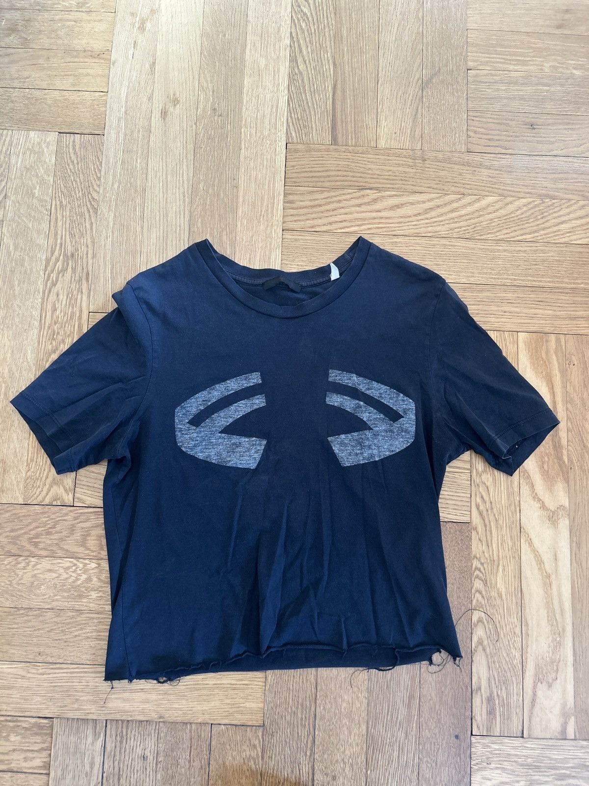 Helmut Lang SS04 Inside Out Staff Tee Size US S / EU 44-46 / 1 - 2 Thumbnail