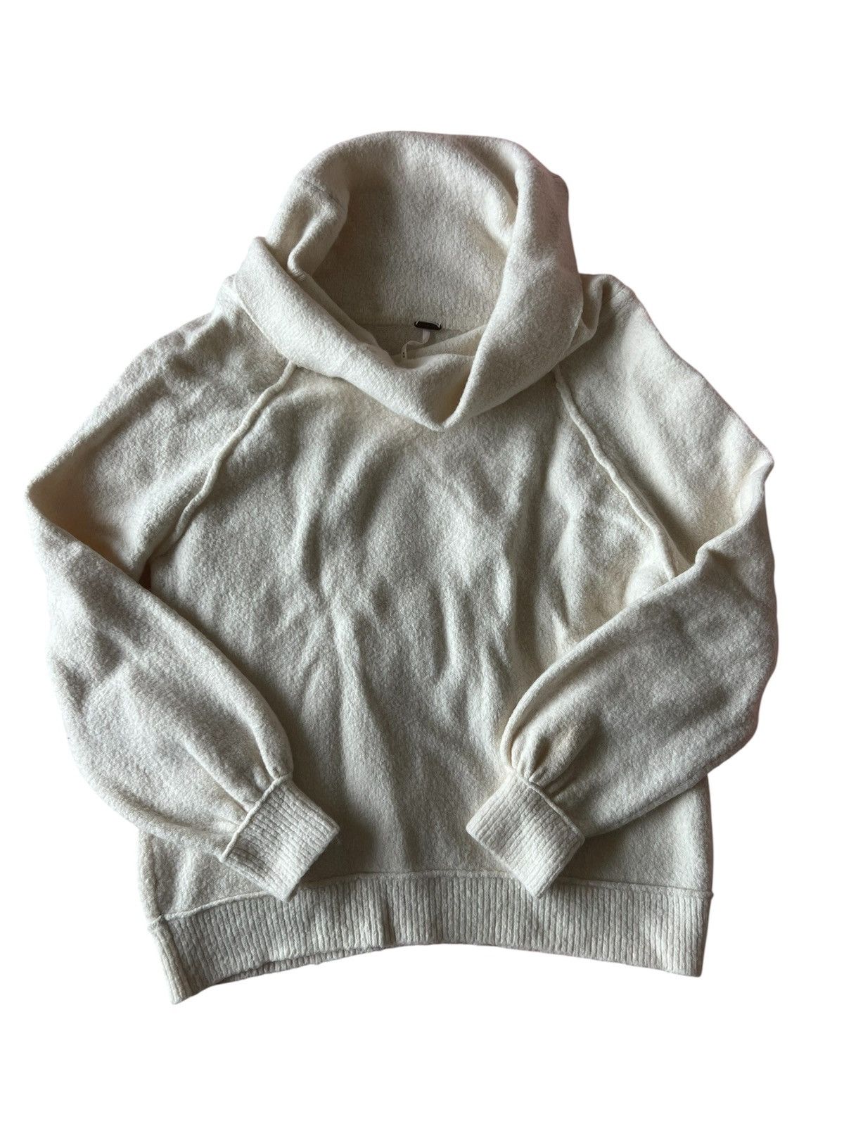 Free People Free People Echo Beach Cream Cowl Neck Sweater | Medium Size M / US 6-8 / IT 42-44 - 1 Thumbnail