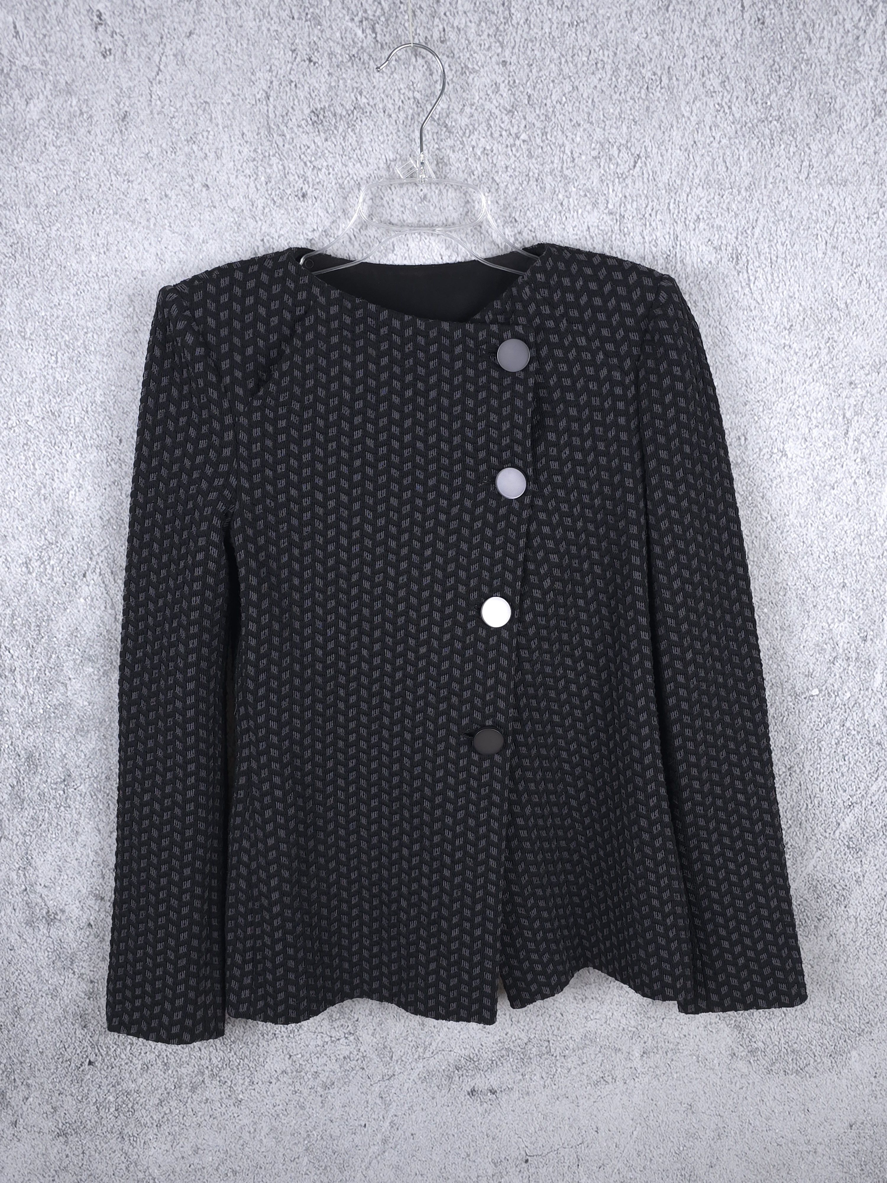 Armani Collezioni Giorgio Armani Collezioni Vintage assymetrical blazer Size M / US 6-8 / IT 42-44 - 6 Thumbnail