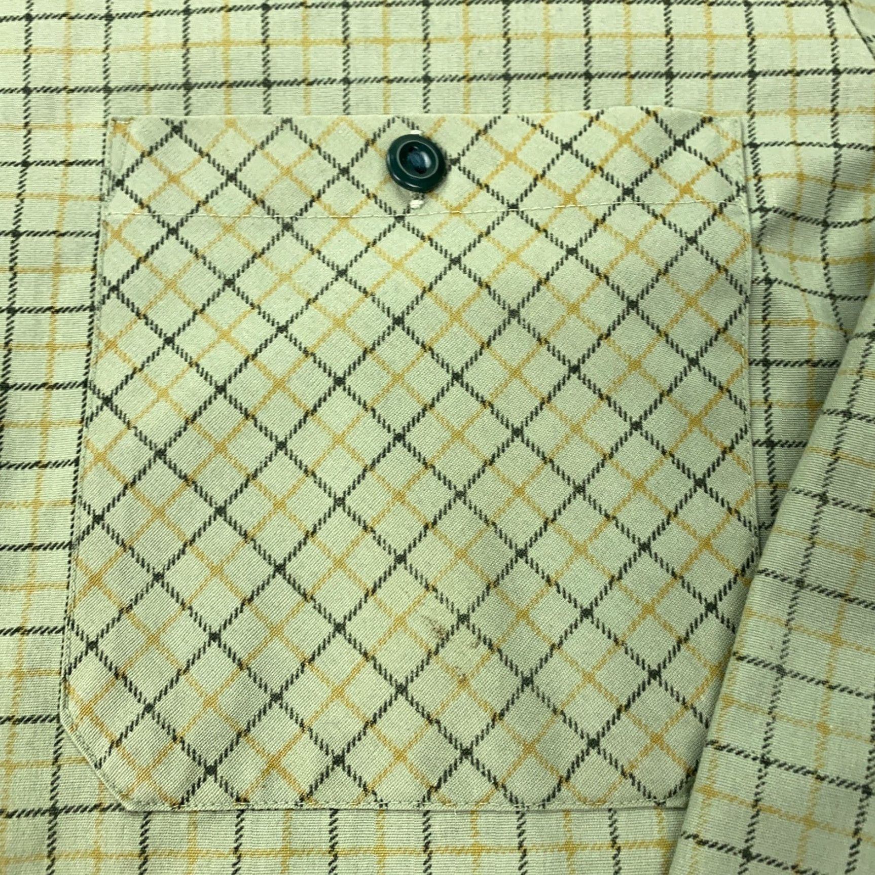 Sears VINTAGE Sears Perma-Prest Shirt Mens 15 Green Plaid Button-Up 70s 80s Full Button Down, Pockets, Regular Fit mens Size US M / EU 48-50 / 2 - 2 Thumbnail