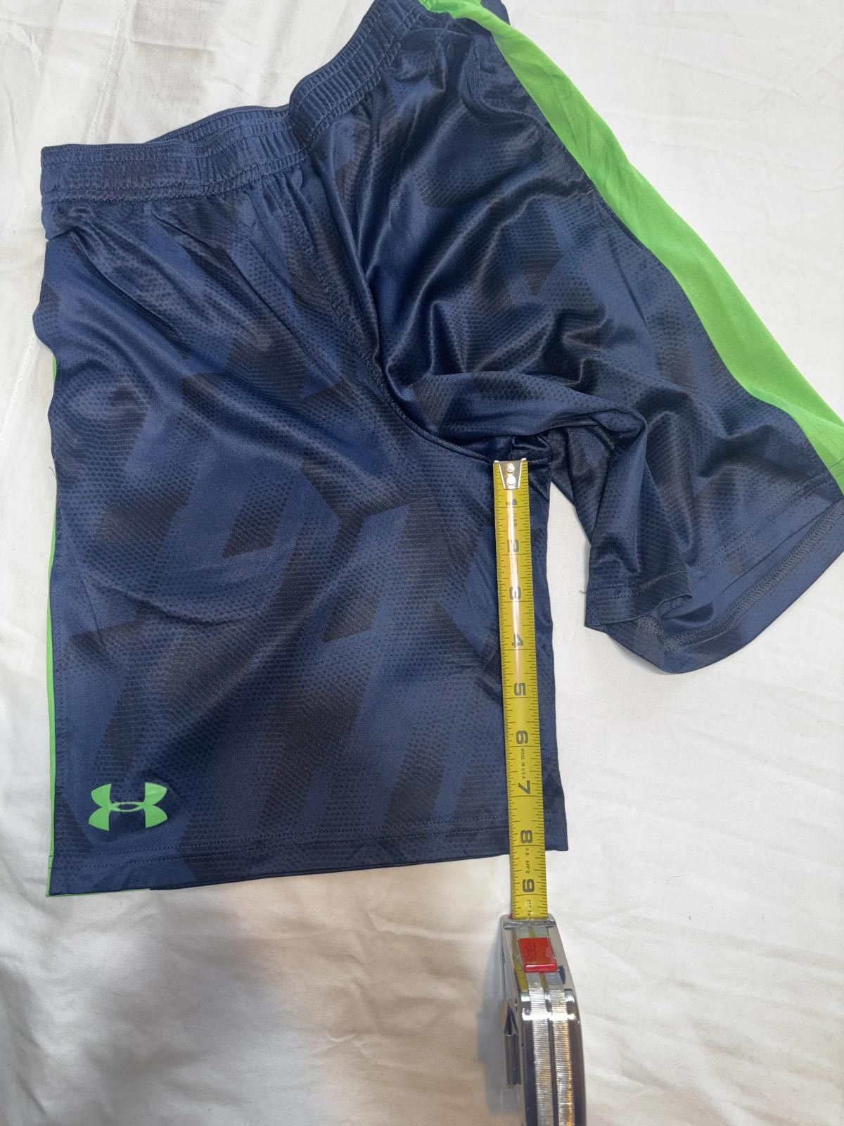 Under Armour Athletic Under Armour Youth Training Shorts - Navy & Green Size US 26 / EU 42 - 8 Thumbnail
