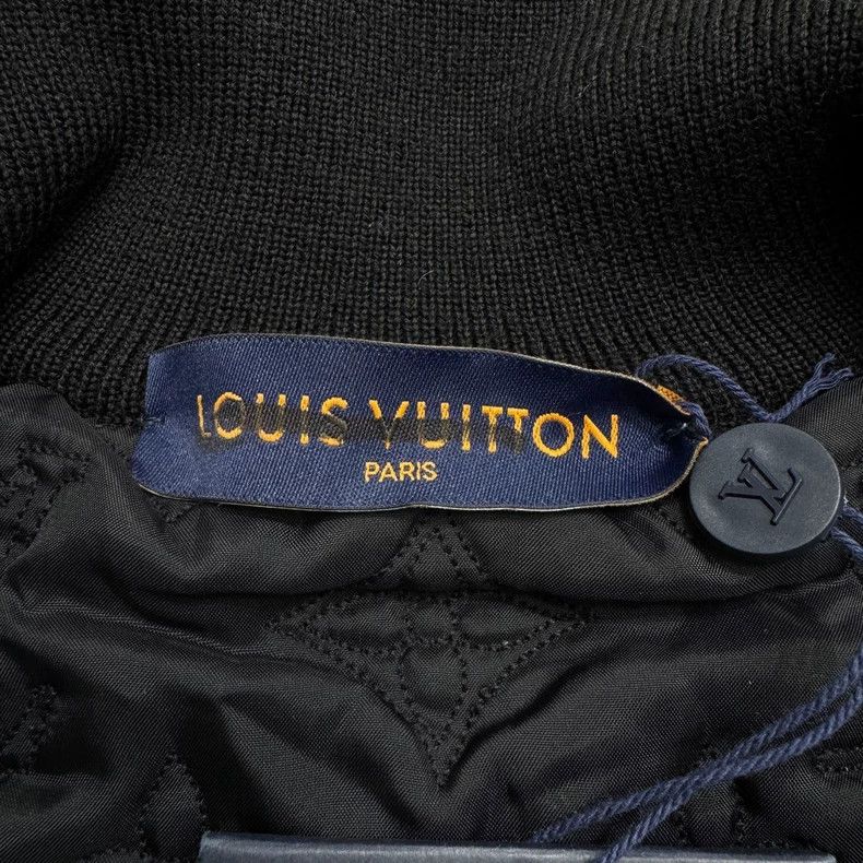 Louis Vuitton Louis Vuitton Full-print stand-up fitted long-sleeve knit Size US XS / EU 42 / 0 - 4 Thumbnail