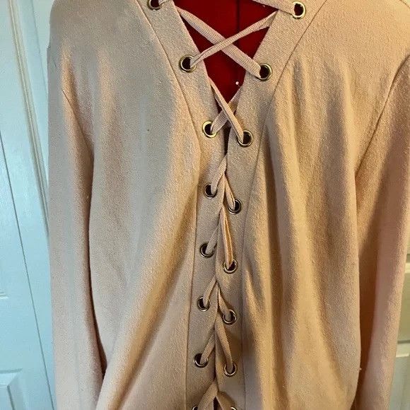 Other Peace Love World Lace Up Back Sweater M/L Size M / US 6-8 / IT 42-44 - 5 Thumbnail