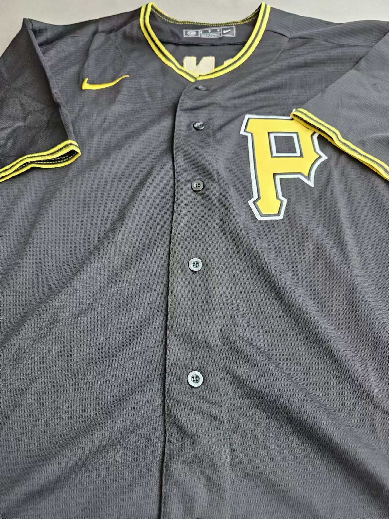 MLB Pittsburgh Pirates #24 Bonds Jersey Black Size US M / EU 48-50 / 2 - 4 Thumbnail