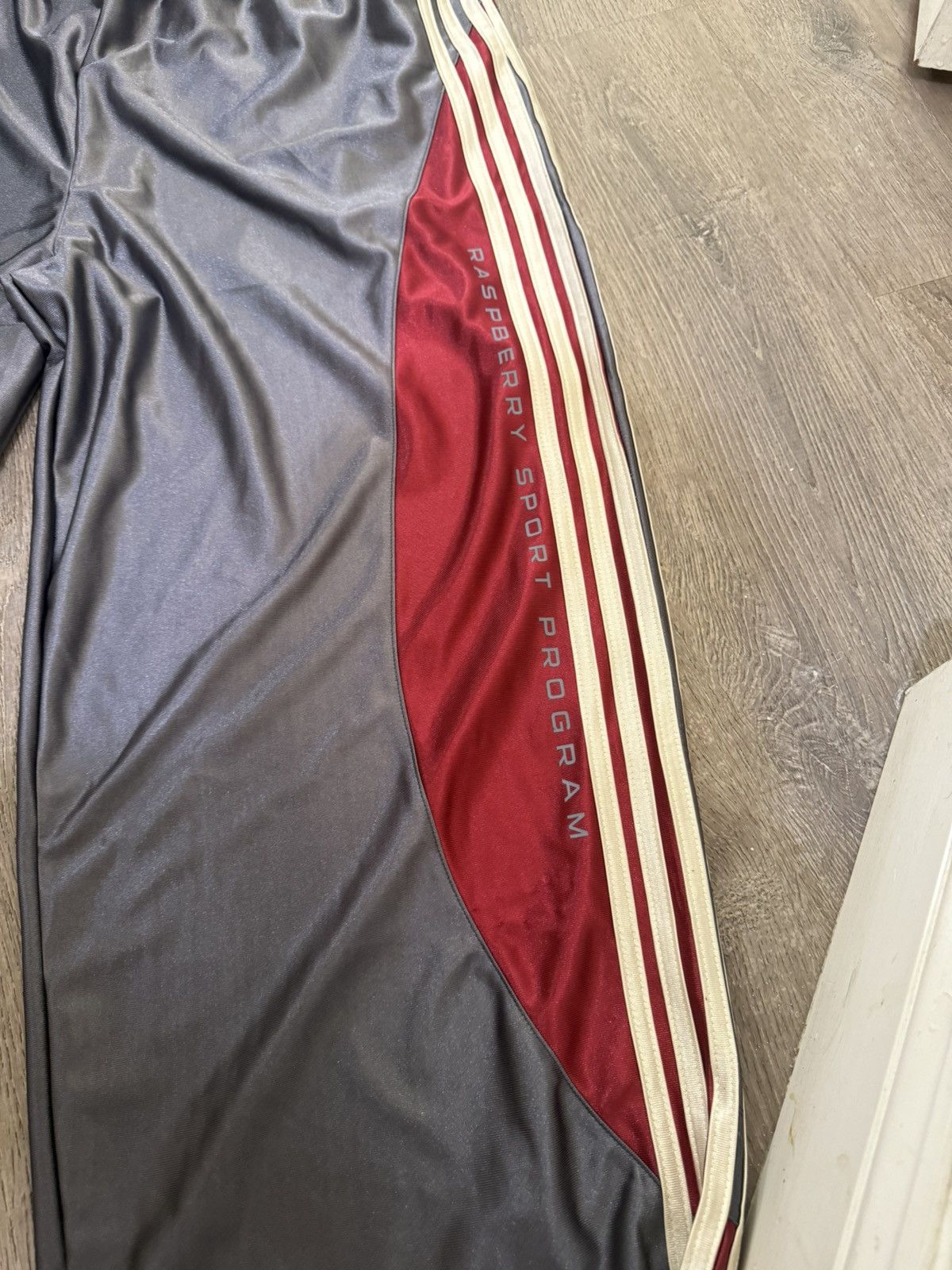 The GV Gallery Gv Gallery Raspberry Hills Tracy Mcgrady Sweatpants XL Size US 36 / EU 52 - 2 Thumbnail