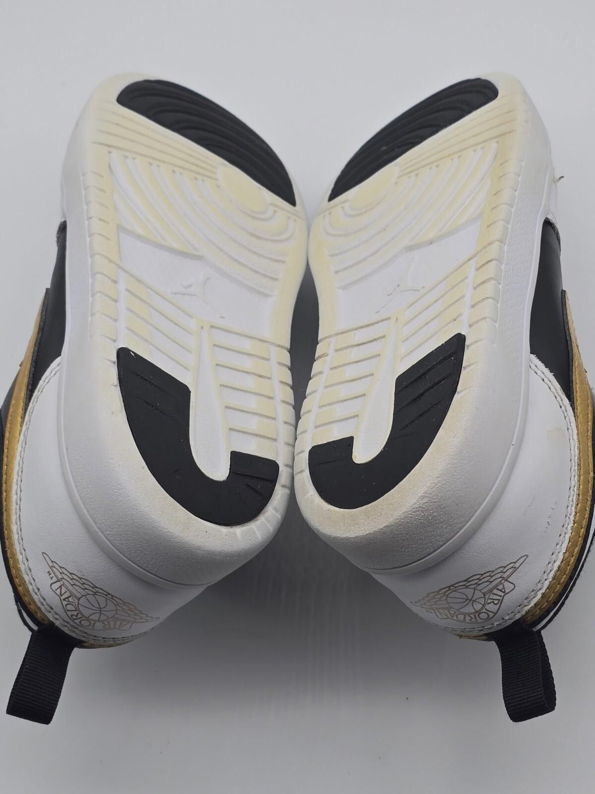 Jordan Brand Air Jordan 1 SE Low White/Black/Gold DR7948-172 Size 2Y Size US 5 / EU 37 - 7 Thumbnail