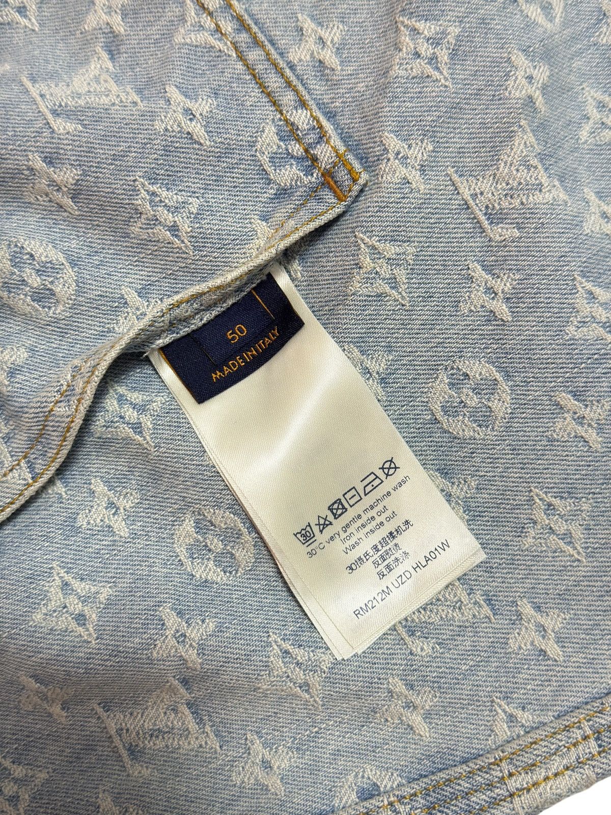 Louis Vuitton × NBA Louis Vuitton NBA Blue Denim Monogram Bomber Jacket Size US L / EU 52-54 / 3 - 11 Thumbnail