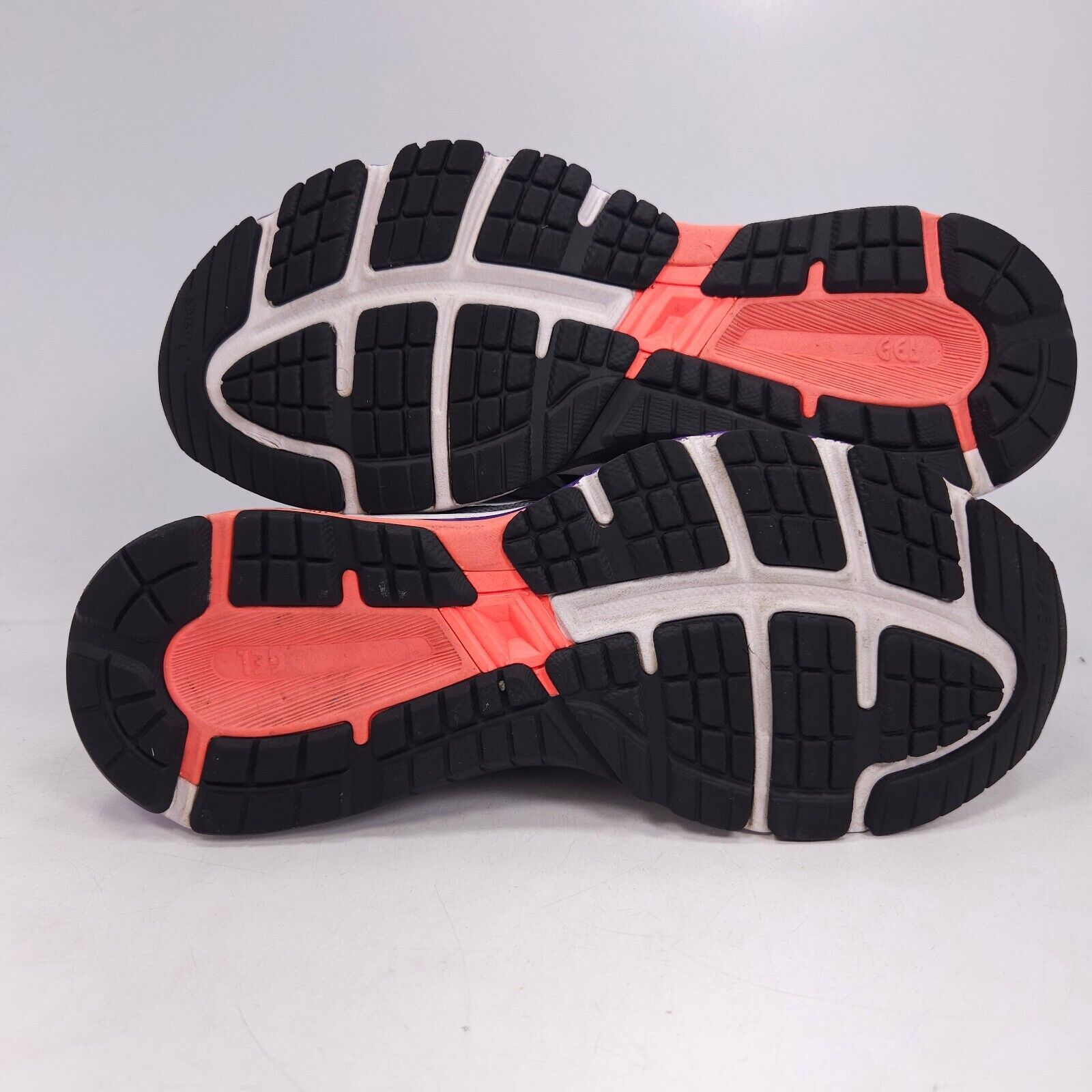 Asics Asics GT-1000 8 Athletic Shoes Womens Size 6 1012A460 Gray Size US 6 / IT 36 - 8 Thumbnail