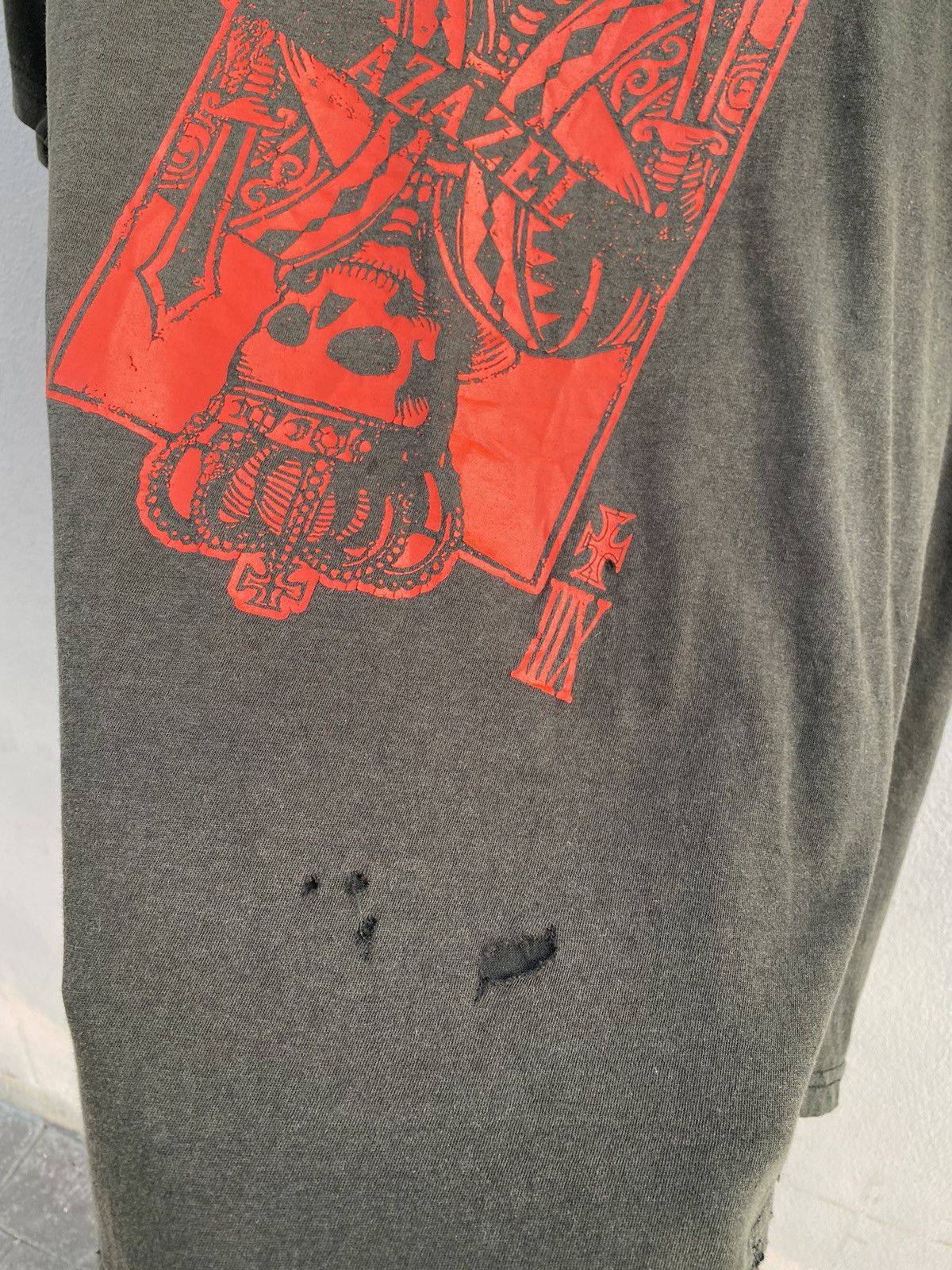 Designer × Japanese Brand × Vintage Vintage RARE 90s DEVIL AZAZEL T-Bar Distressed Tshirt Size US XL / EU 56 / 4 - 8 Thumbnail