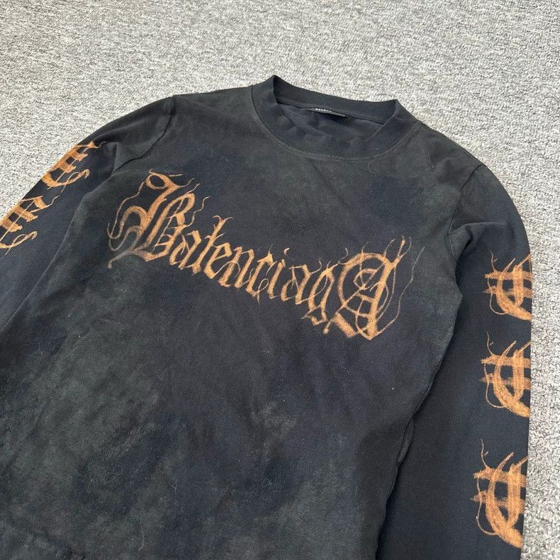 Balenciaga balenciaga long sleeve shirt with graphic design Size US L / EU 52-54 / 3 - 6 Thumbnail